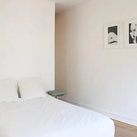 T2 - Near Palais Garnier باريس